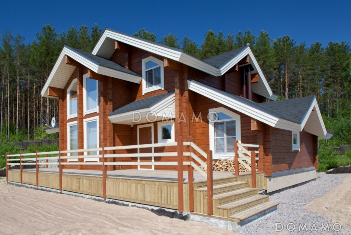 Проект деревянного дома из клееного бруса с просторной прихожей