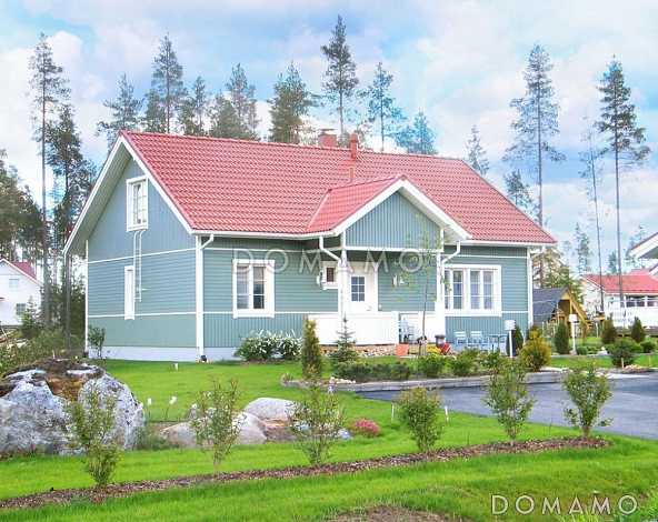 Проект каркасного дома с небольшими комнатами на мансардном этаже