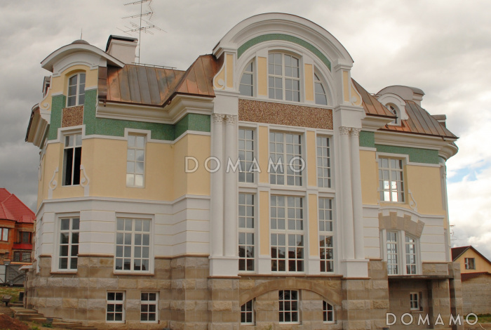 Проект романтичного коттеджа с гаражом и башенкой