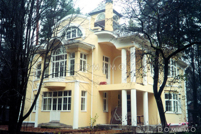 Проект изящного и просторного коттеджа