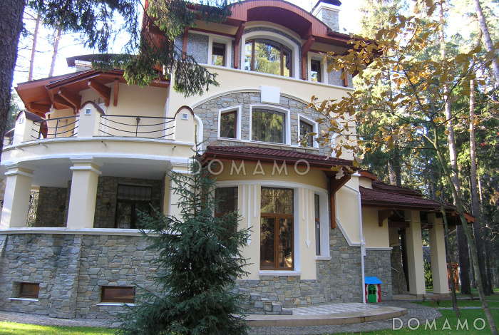 Проект коттеджа в стиле модерн с гаражом на 2 а/м и сауной