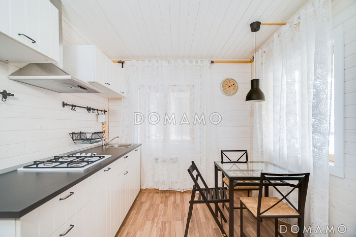 Проект классического дома с крыльцом из бруса