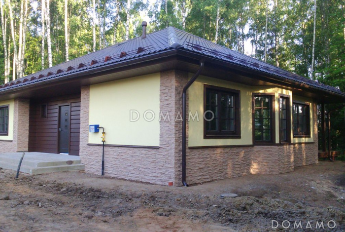 Проект среднего одноэтажного дома из газобетона